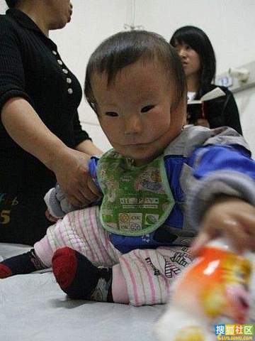 bébé 2 visages mask face chine insolite kangkang